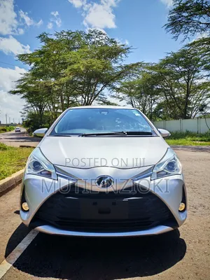 Toyota Vitz 1.0 FWD 5dr 2019 Silver