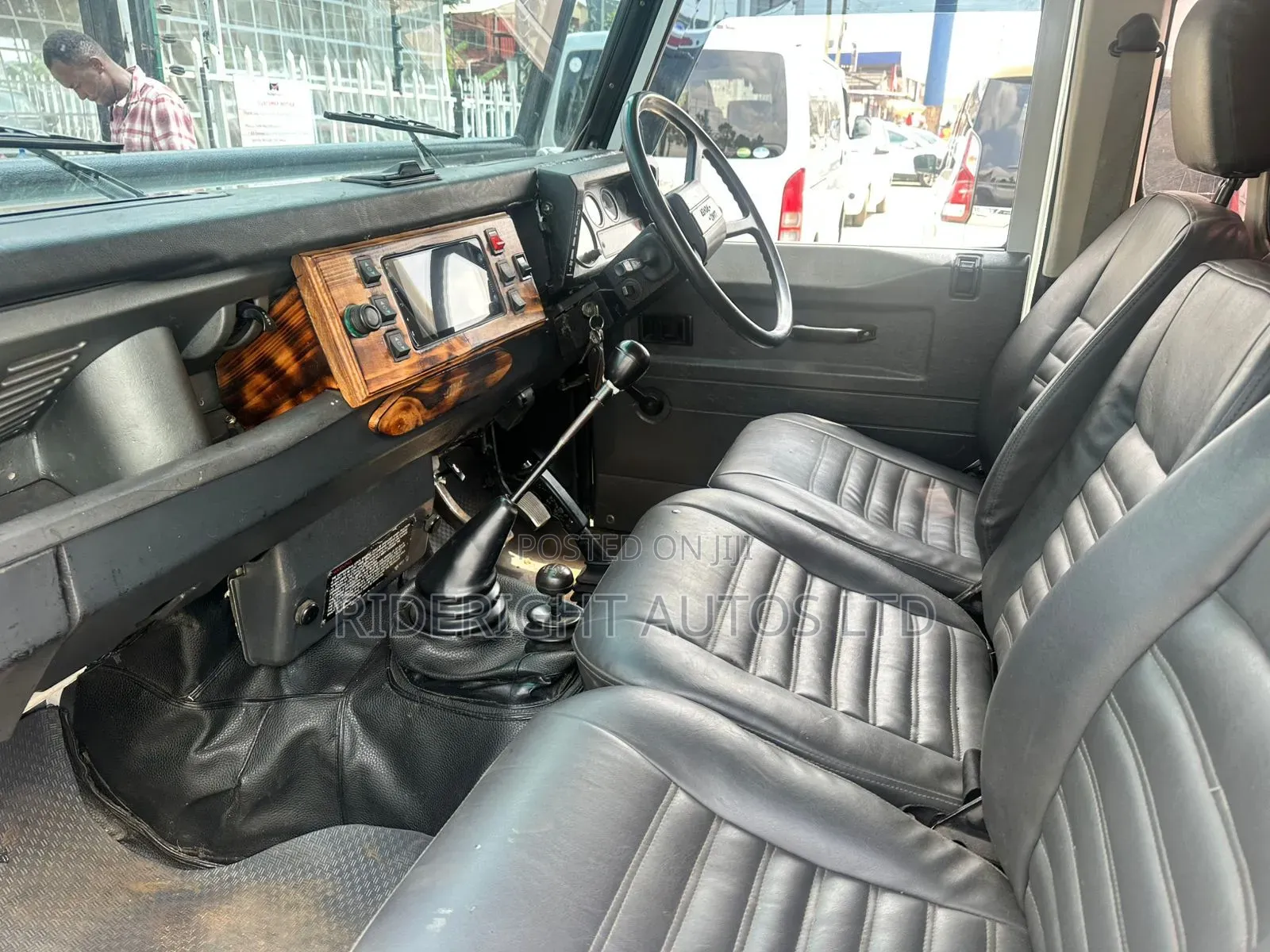 Land Rover Defender 1989 White