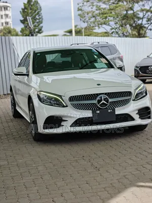 Mercedes-Benz C200 2019 White