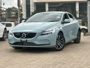 Volvo V40 2019 Blue