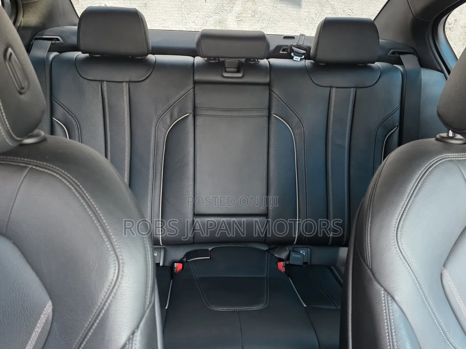 BMW 523i 2019 Pearl