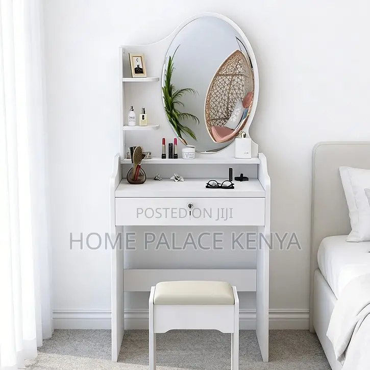 Vanity Table: Small Bedroom Dressing Table With Drawer