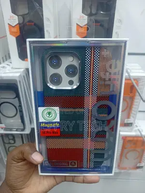 iPhone 16 Pro Max Benks Case