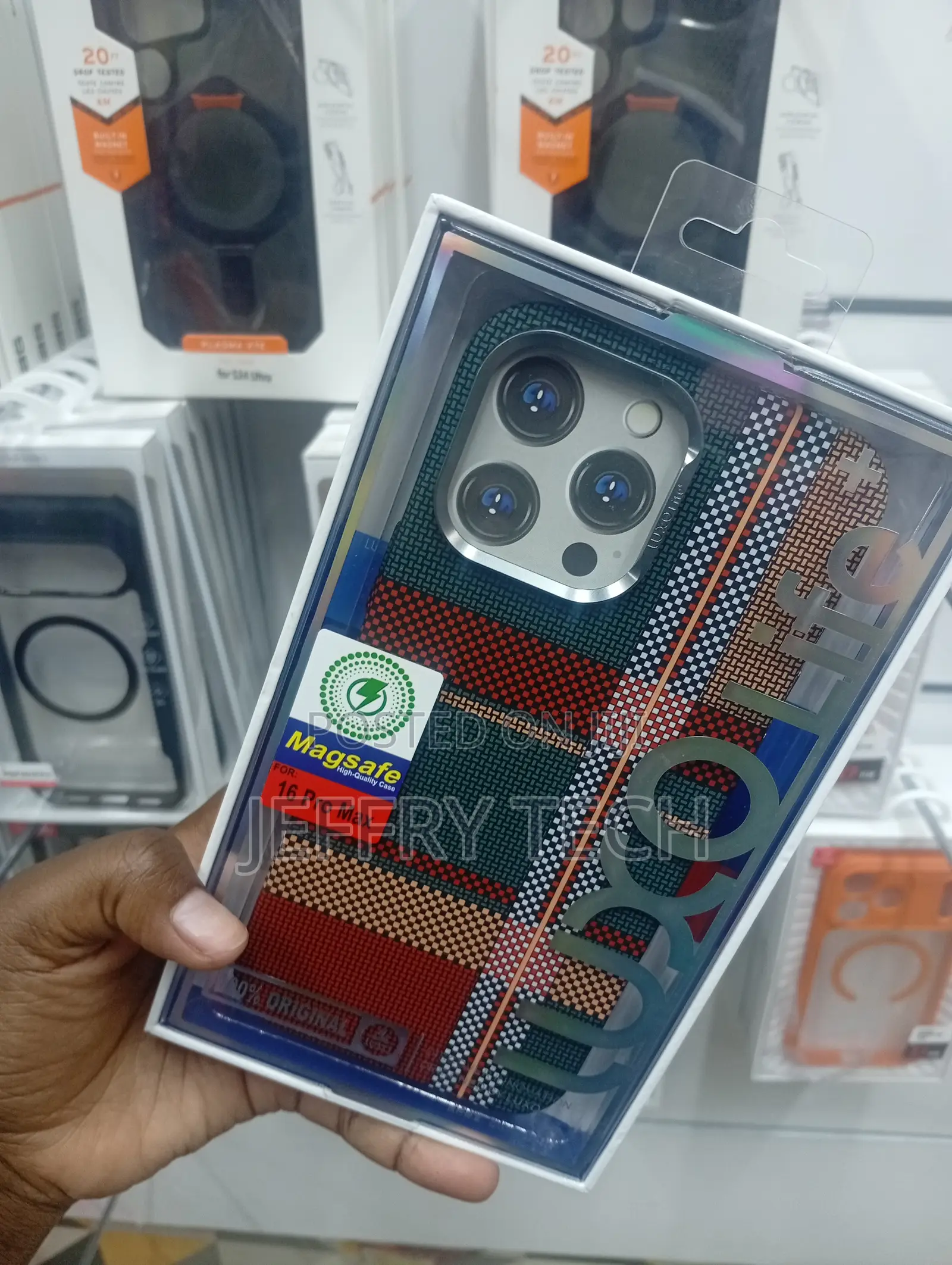 iPhone 16 Pro Max Benks Case