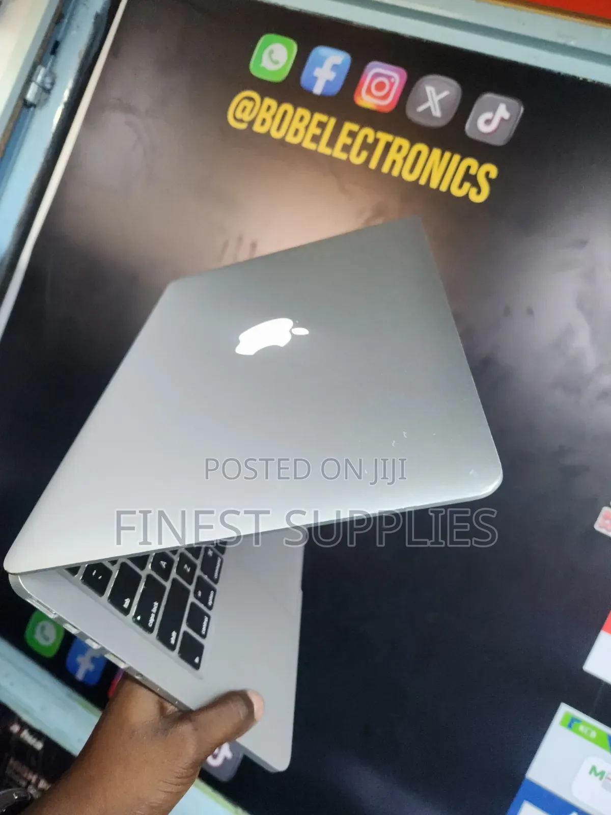 Laptop Apple MacBook Pro 2015 8GB Intel Core i5 SSD 256GB
