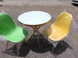 2 Seater Eames Chair With Round Marble Table