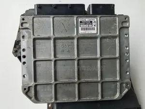Toyota Voxy 2007 Engine Control Unit