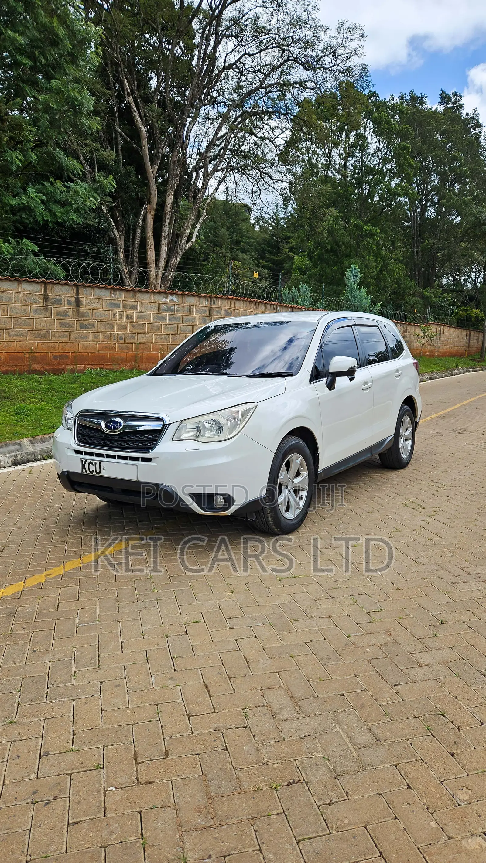 Subaru Forester 2012 White