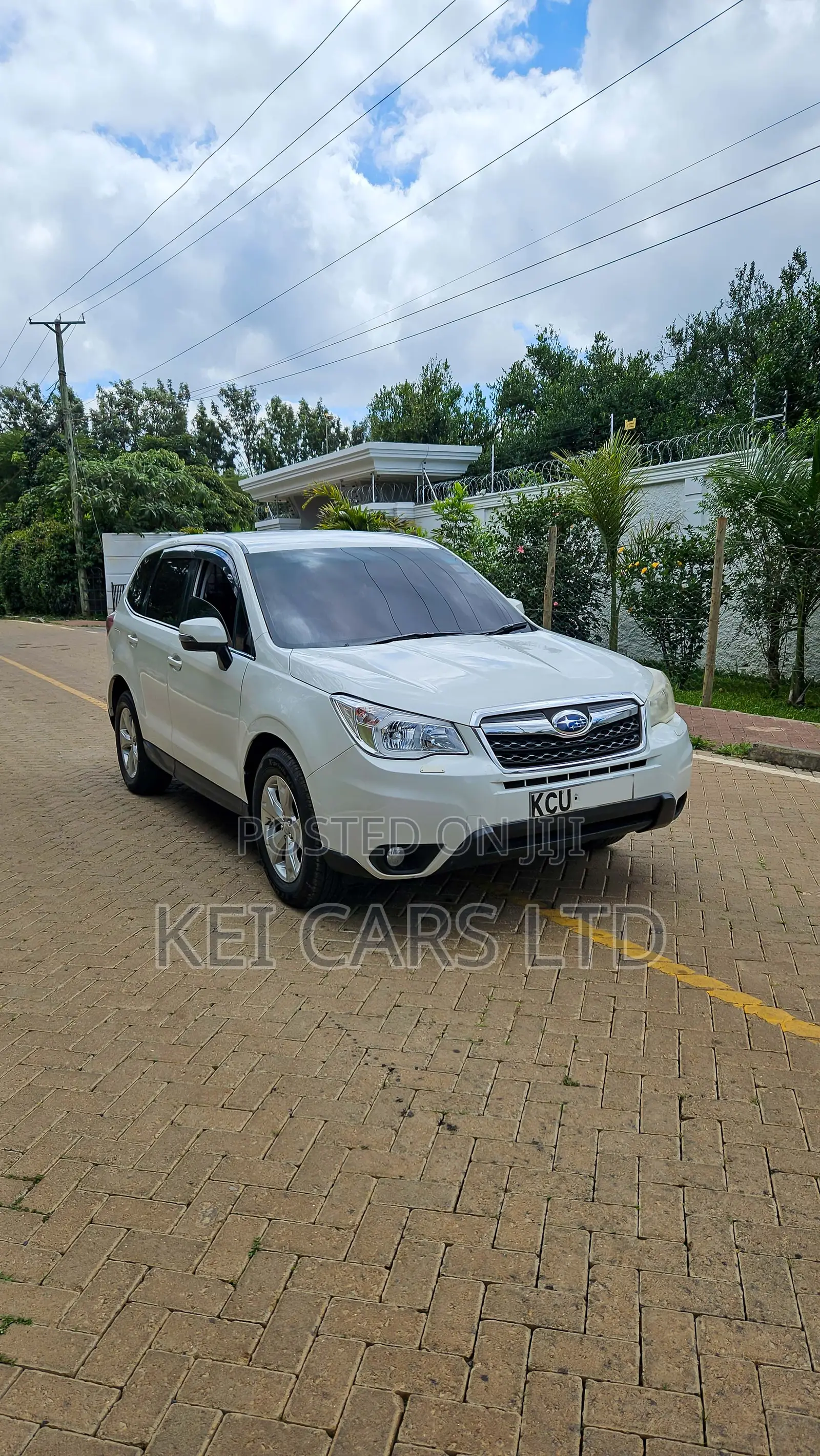 Subaru Forester 2012 White