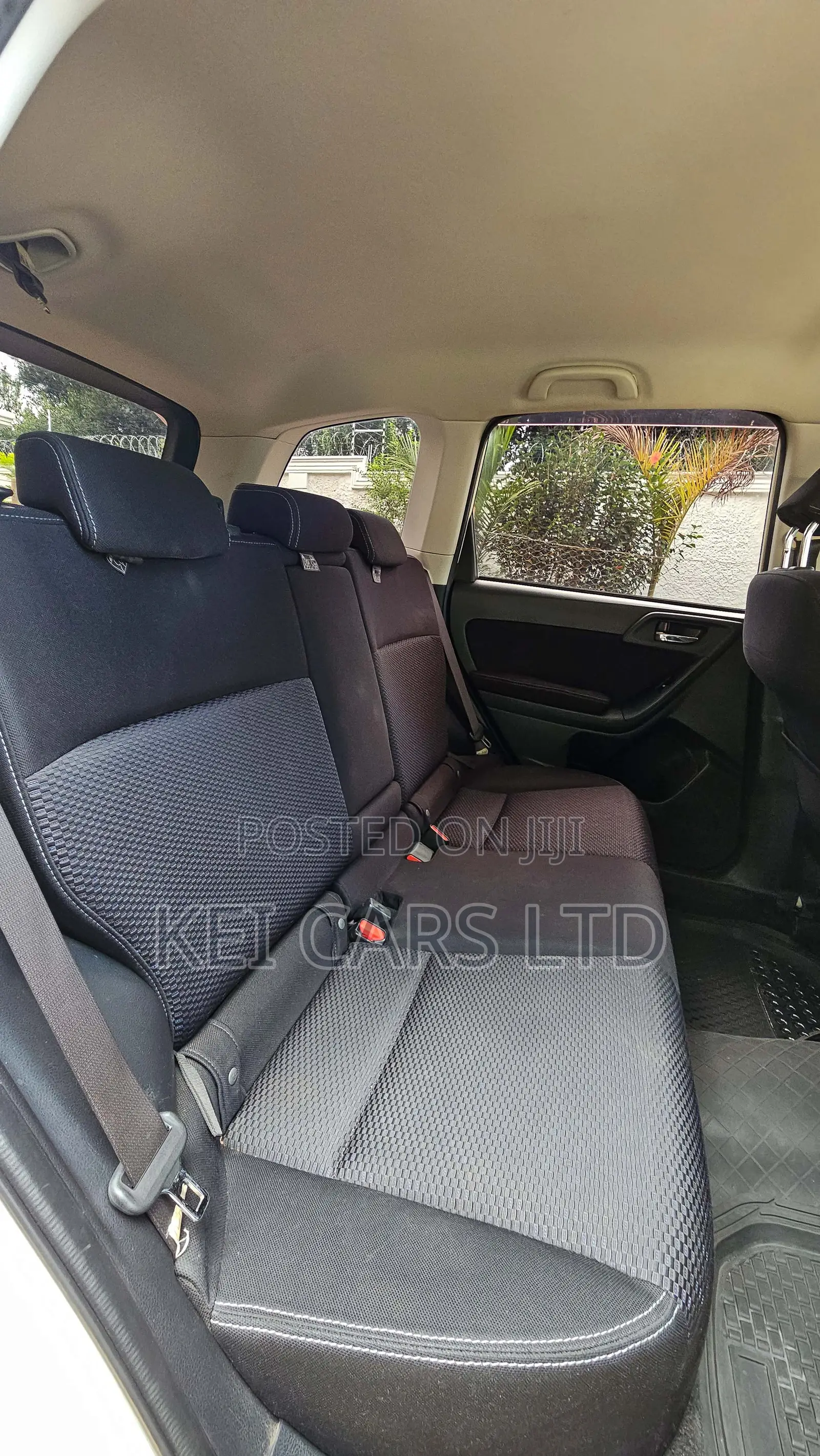 Subaru Forester 2012 White