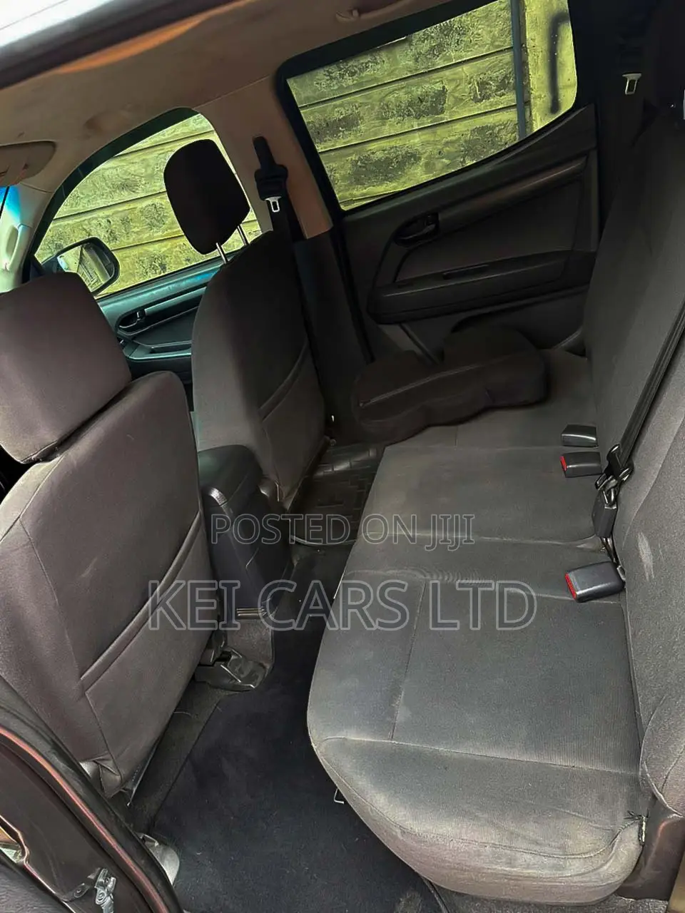 Isuzu D-MAX 2023 Gray