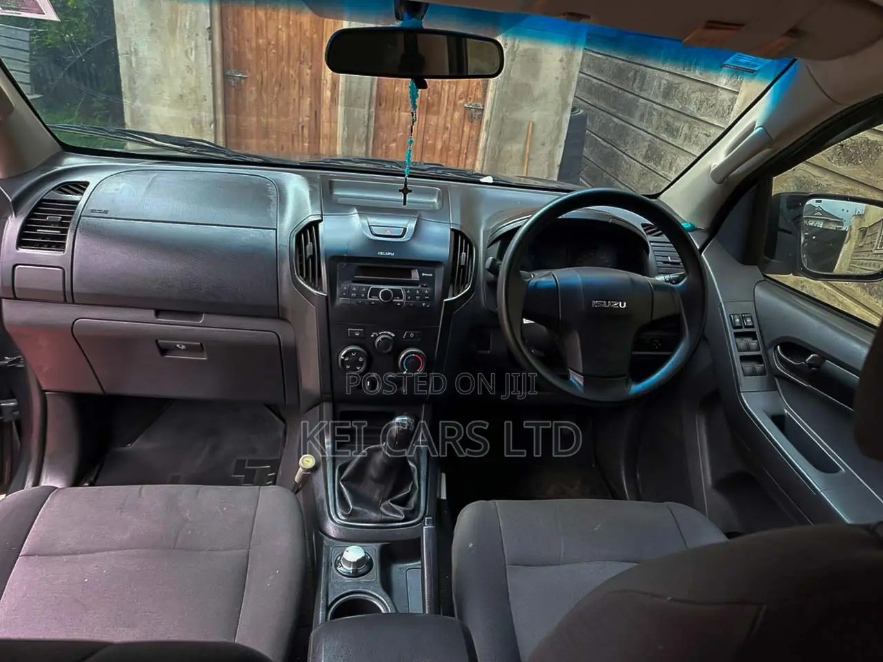 Isuzu D-MAX 2023 Gray