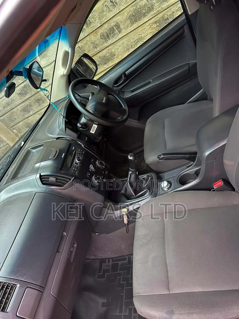 Isuzu D-MAX 2023 Gray