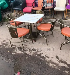 Solid Restaurant Set With Table