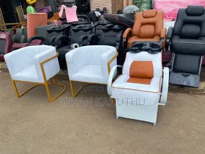Spectacular Parlour/Salon Set