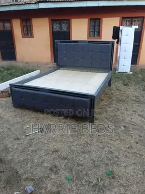 Elegant Handcrafted Mocket Bed