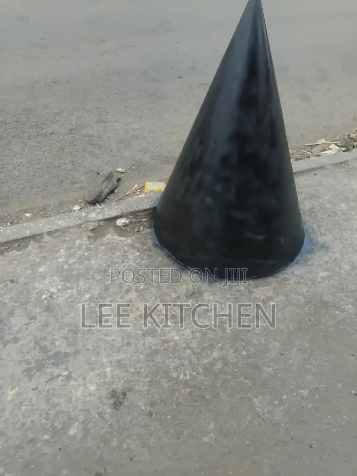 Metallic House Cone