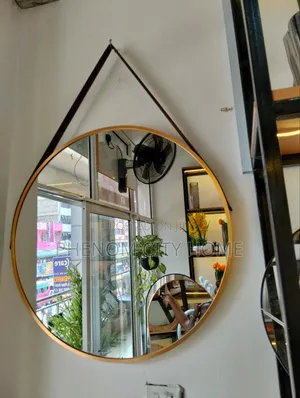 Minimalist Nordic Round Decor Mirror