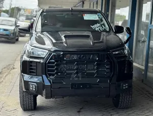 Toyota Hilux Revo Double Cab Deisel 2.4 AWD 2019 Black