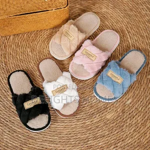 Toe Fluffy Slippers_st