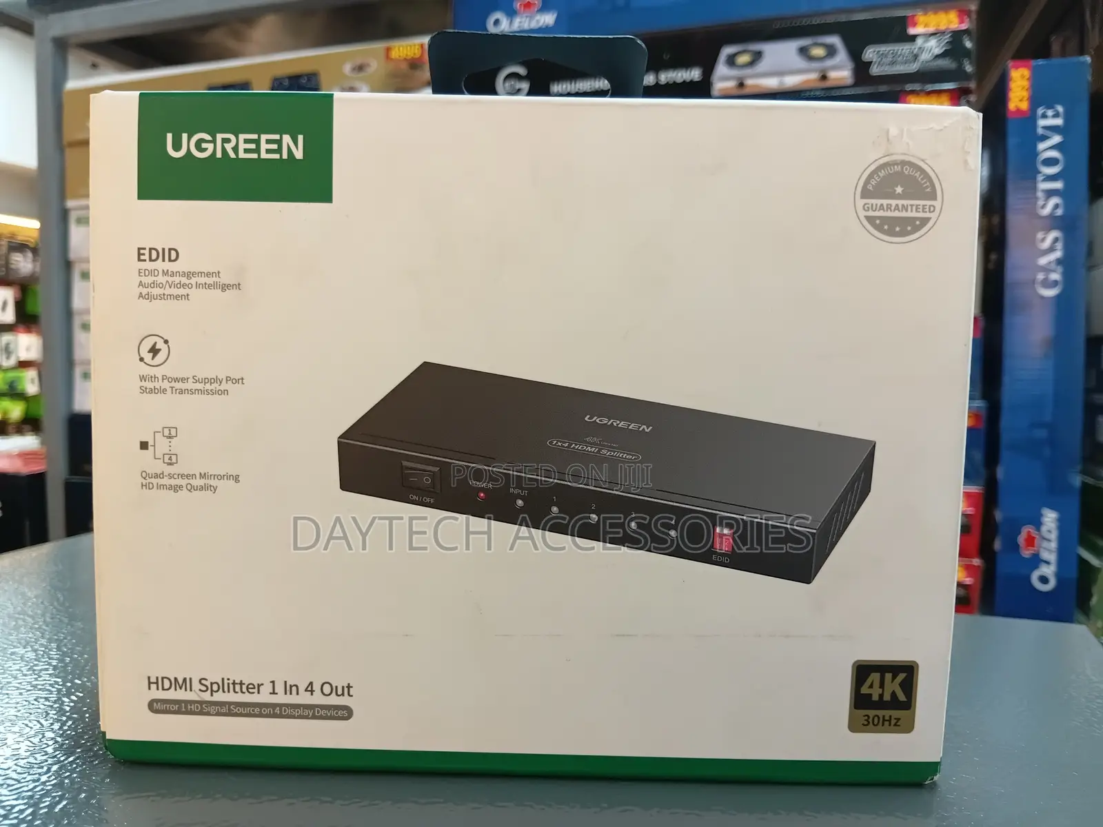 This Is a Ugreen 1 in 4 Out Hdmi Amplifier Splitter at 30hz.