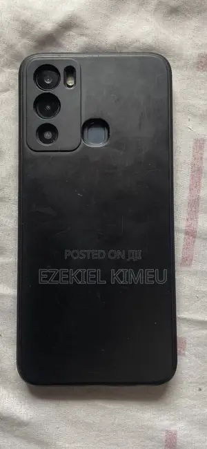 Tecno Spark 8C 64 GB Blue
