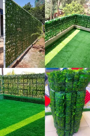 Flexible Roll-Out Leafy Privacy Screen