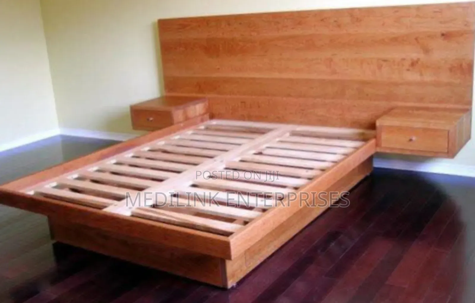 King Sized Mahogany Archmere Boxbed (6*6)