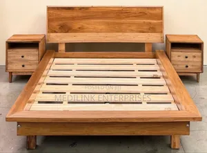 Waldo Straight Headboard 5*6 Mahogany Vanish Boxbed