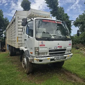 Mitsubishi Fuso Truck 6 Wheeler