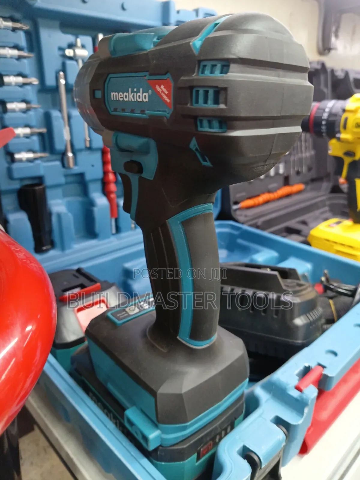 Meakida Cordless Drill and Screwdriver Set.