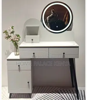 Vanity Dresser: Makeup Vanity Table With Smart Mirror With Storage