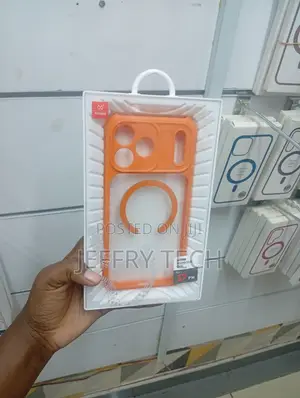 iPhone 17 Pro Max High Transparency Luxury Cover