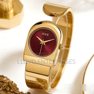 Ieke Ladies Bracelet Watch 