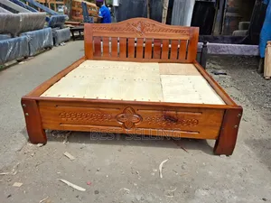 6*6 Mahogany Bed