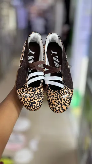 Ladies Puma Bailey