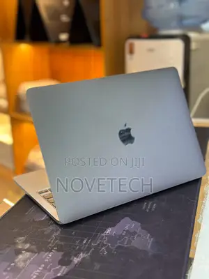 Laptop Apple MacBook Pro 2020 M1 16GB Apple M1 SSD 256GB