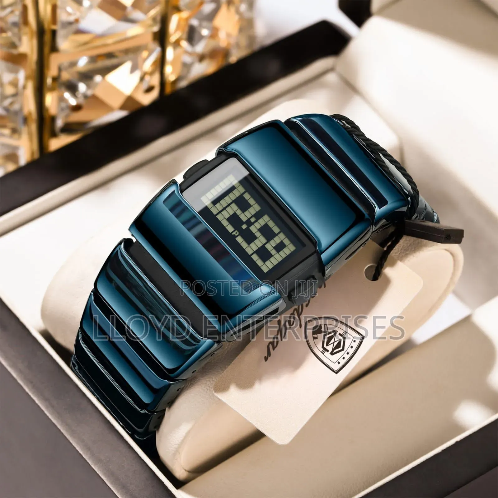 New Poedagar Digital Watch E126
