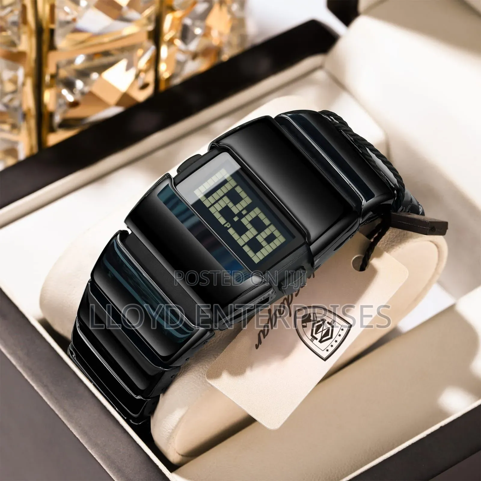 New Poedagar Digital Watch E126
