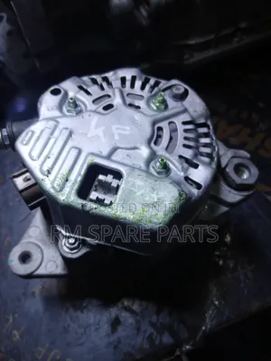 Daihatsu Mira Alternator