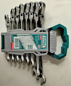 Total 8pcs Flexible Ratchet Spanner Set