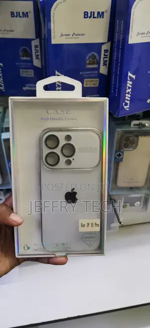 iPhone 15 Pro BJLM Autofocus Matte-Back Case