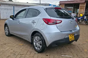 Mazda Demio 2018 Silver
