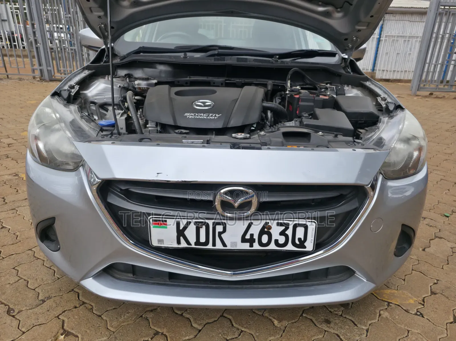 Mazda Demio 2018 Silver