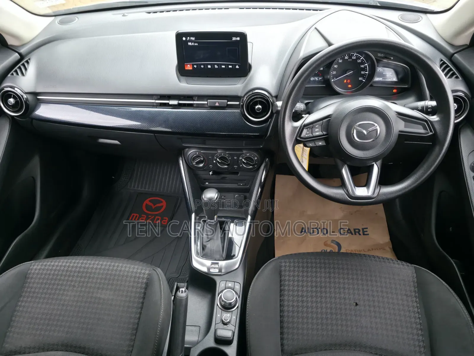 Mazda Demio 2018 Silver