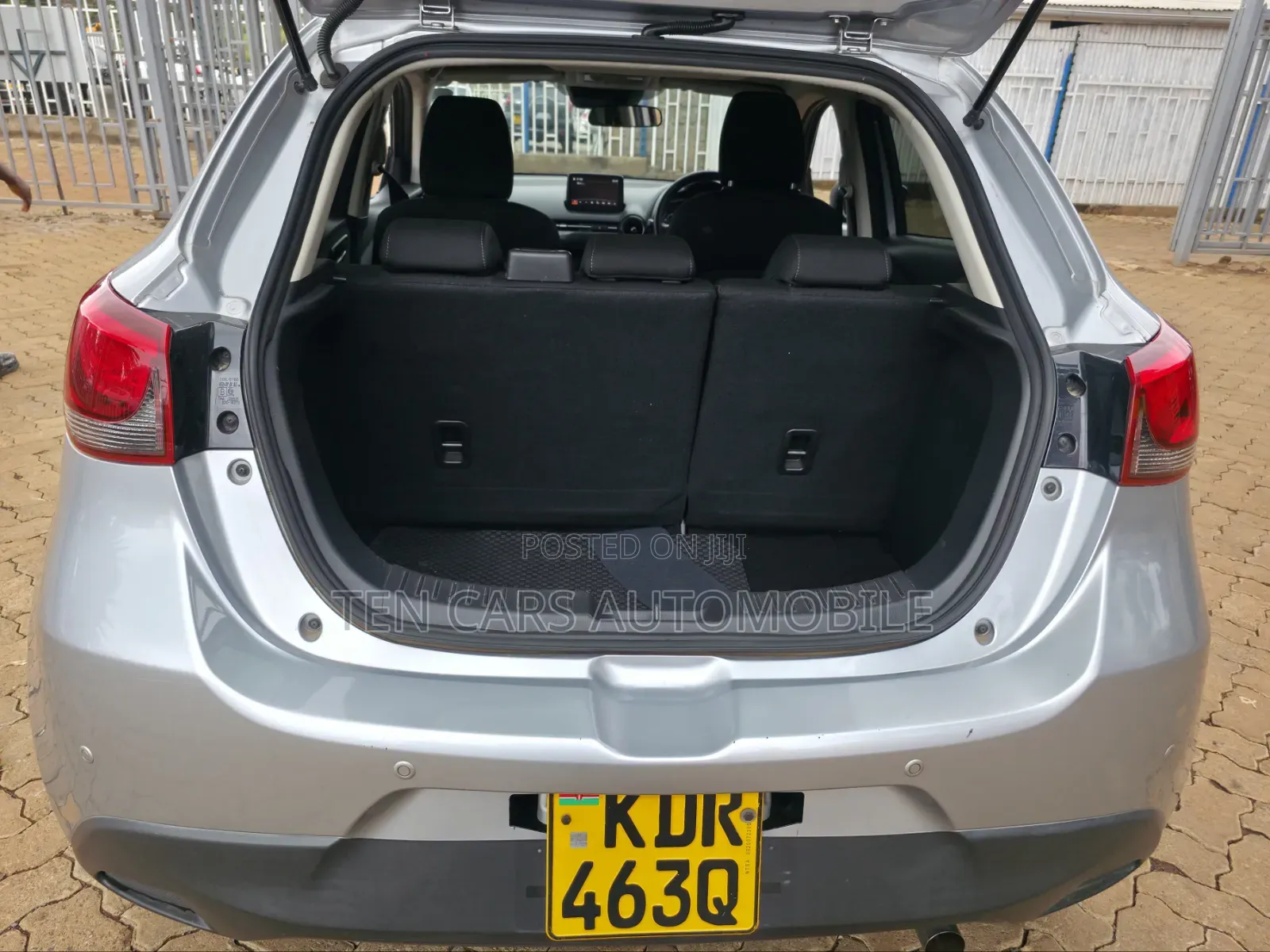 Mazda Demio 2018 Silver