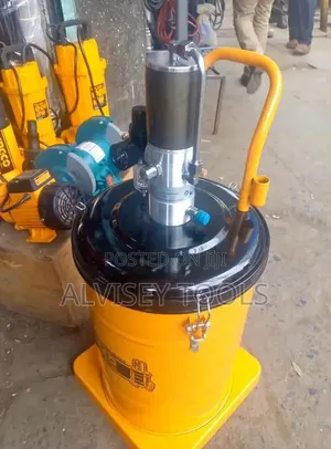 Ingco Air Grease Lubricator 30l