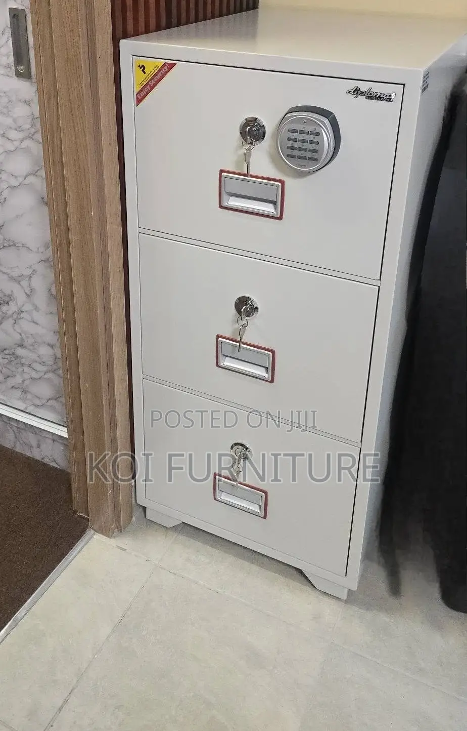 Office Safe; Executive Safe With Three Drawer Lock
