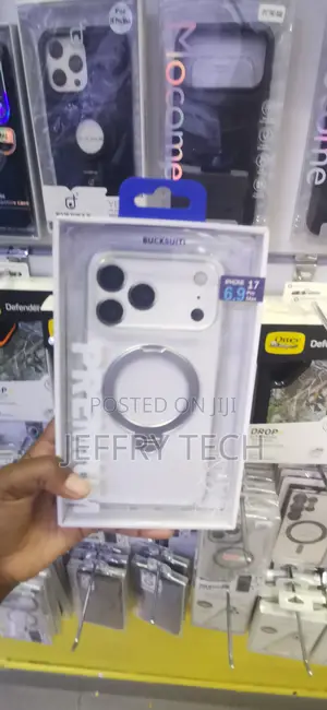 iPhone 17 Pro Max Anti-Yellowing Phone Case