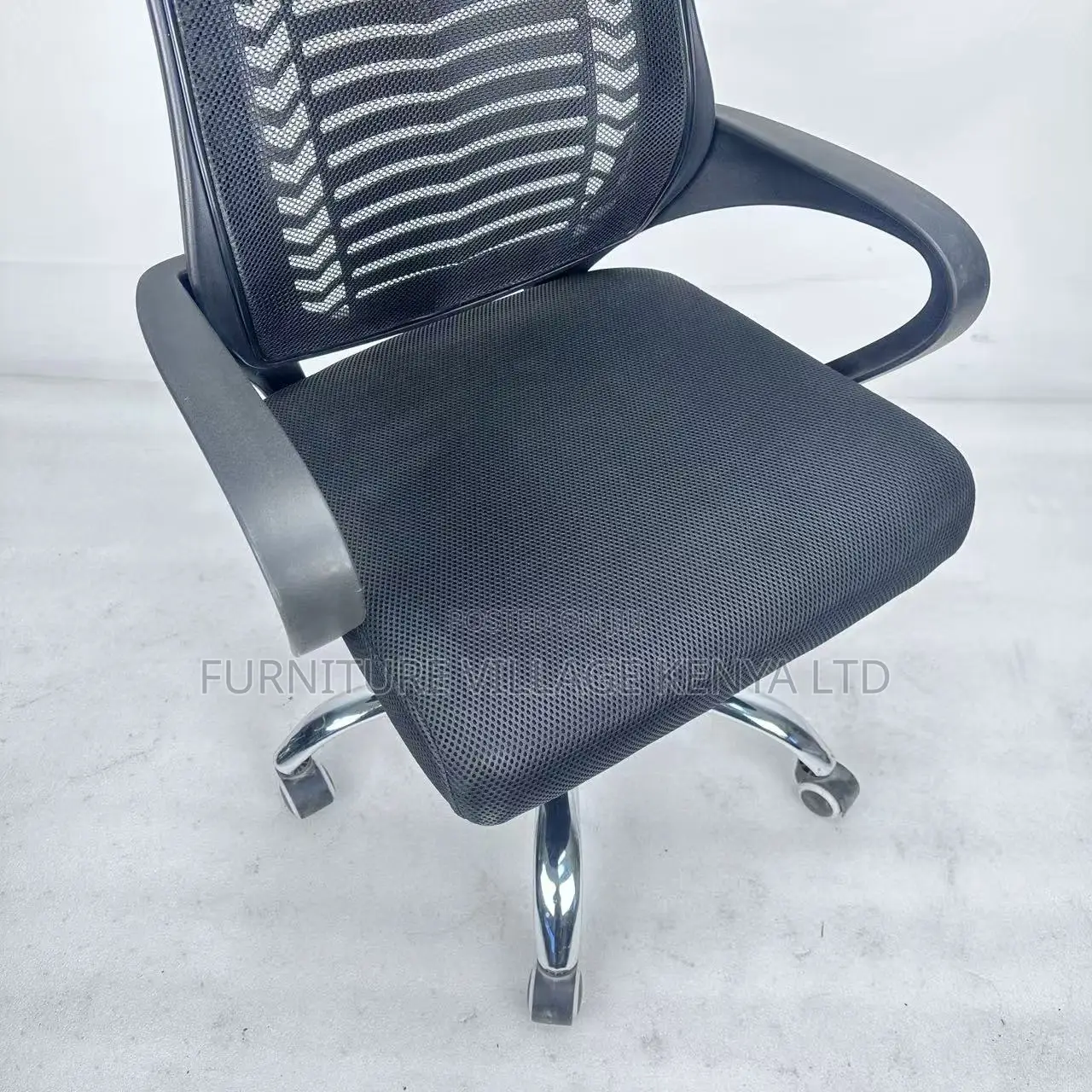 Study Mesh Headrest Chair.